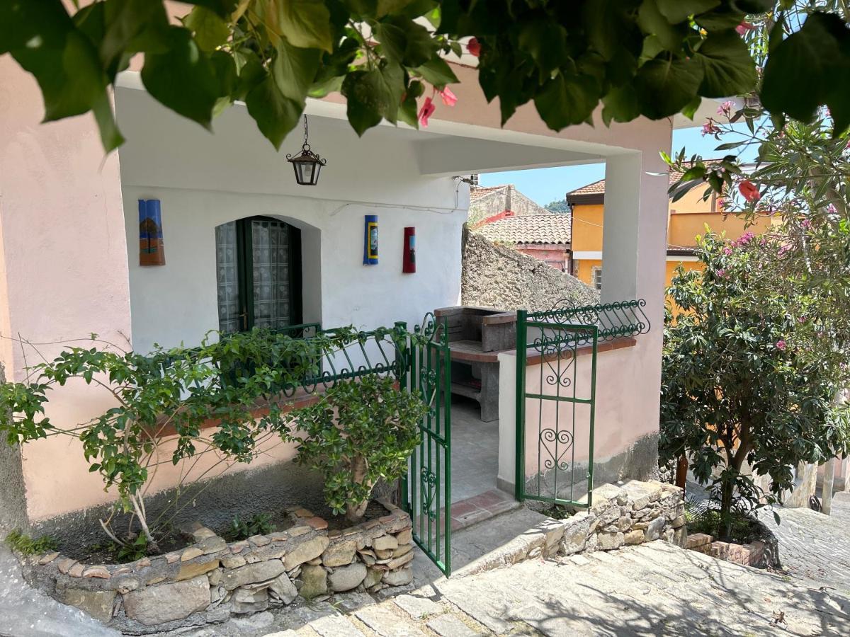 La Casa Del Borgo Cavallaro ガッジ エクステリア 写真