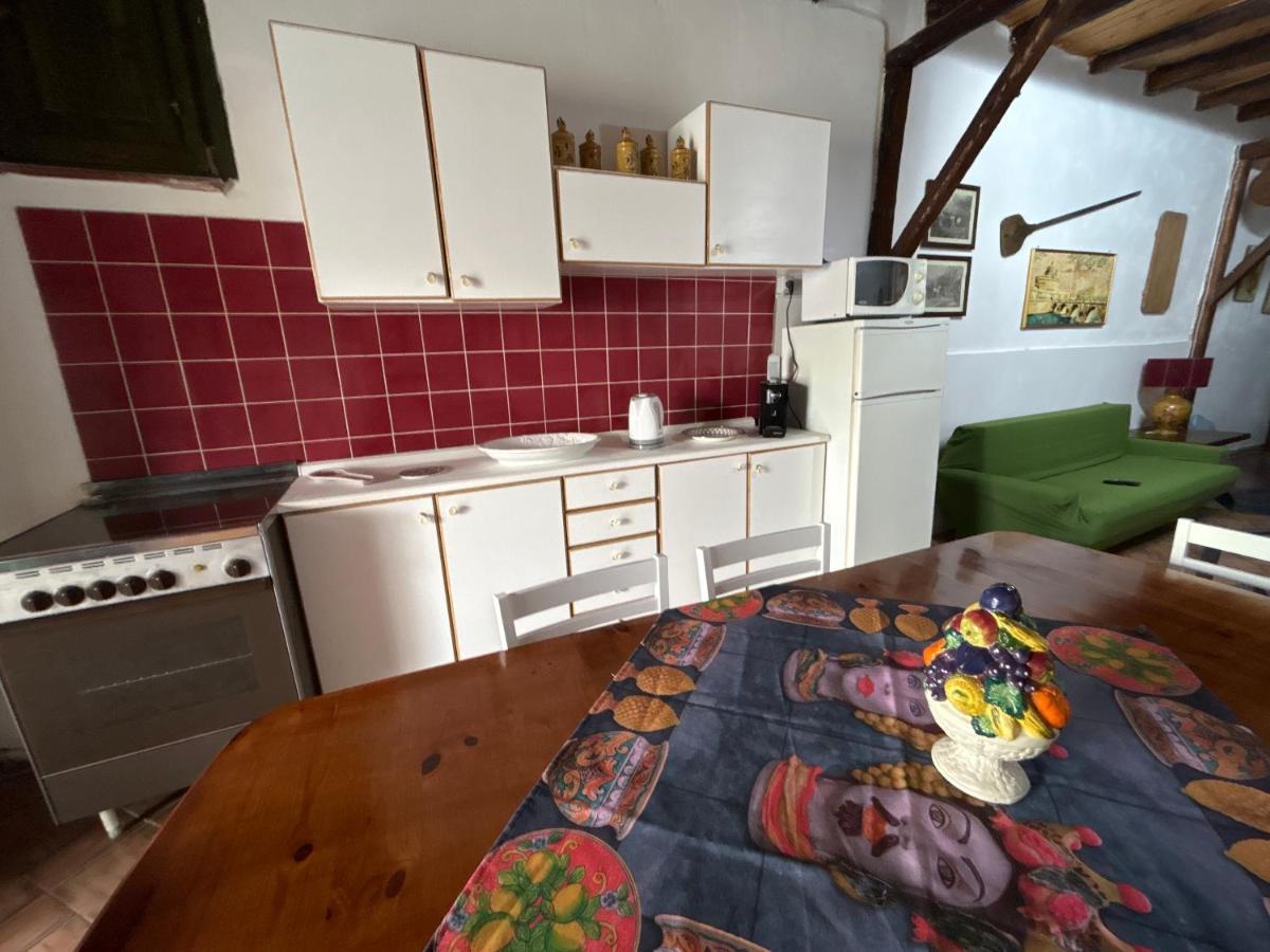 La Casa Del Borgo Cavallaro ガッジ エクステリア 写真